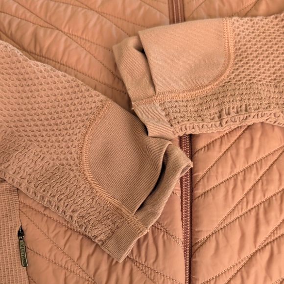 Athleta Flurry Force Insulated Primaloft Jacket Pink - Picture 6 of 7